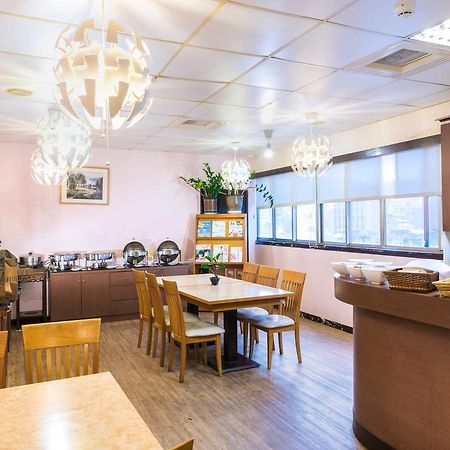 Wonstar Hotel - Songshan ไทเป ภายนอก รูปภาพ