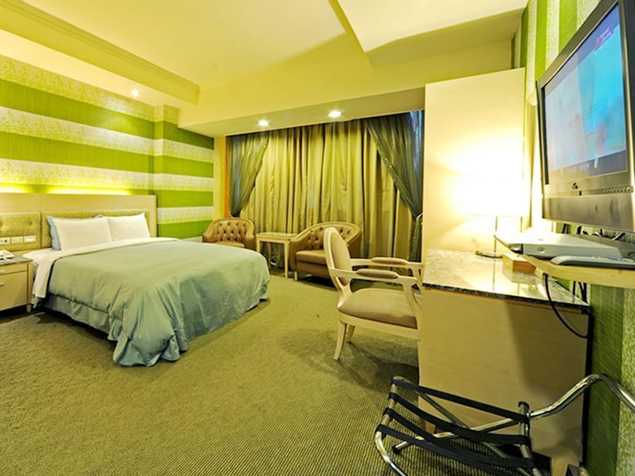 Wonstar Hotel - Songshan ไทเป ภายนอก รูปภาพ