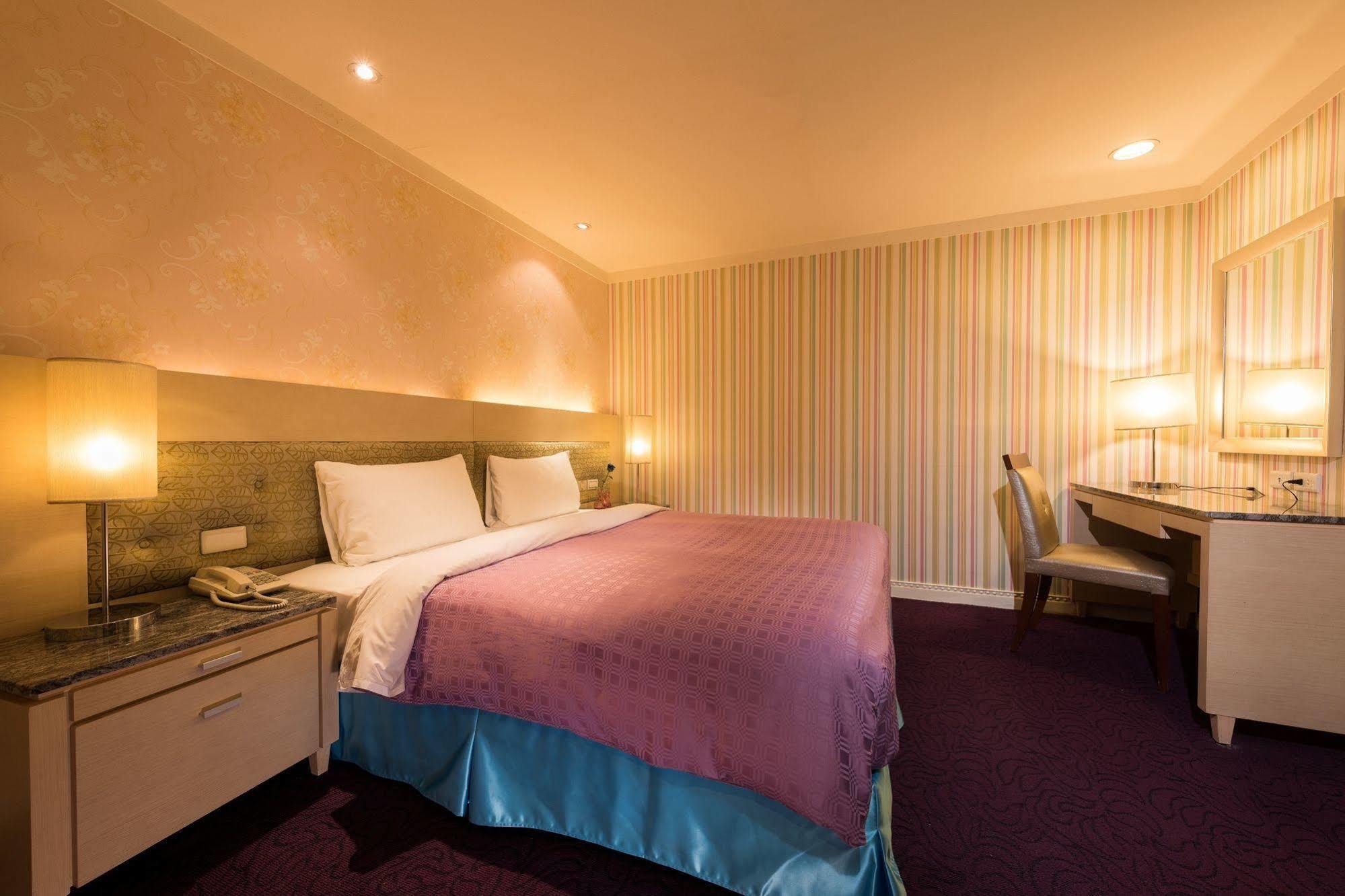 Wonstar Hotel - Songshan ไทเป ภายนอก รูปภาพ